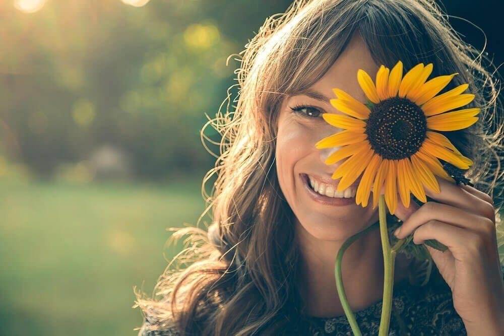 5 Ideas Para Ser Felices Según Los Famosos – Hyenuk Chu