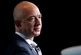 El CEO de Amazon es Jeff Bezos - Hyenuk Chu