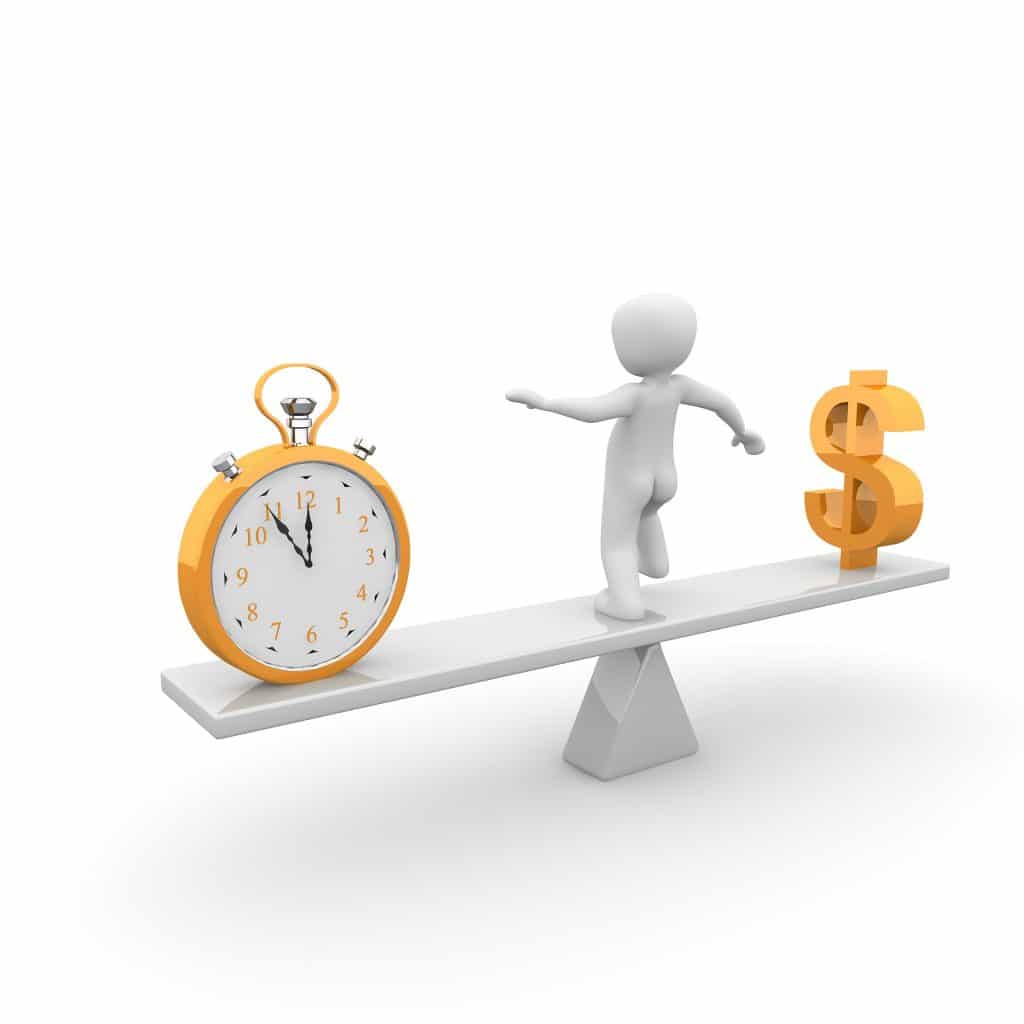 Uno de los 15 consejos que tienes que seguir si quieres salir de deudas es usar tu dinero inteligentemente
